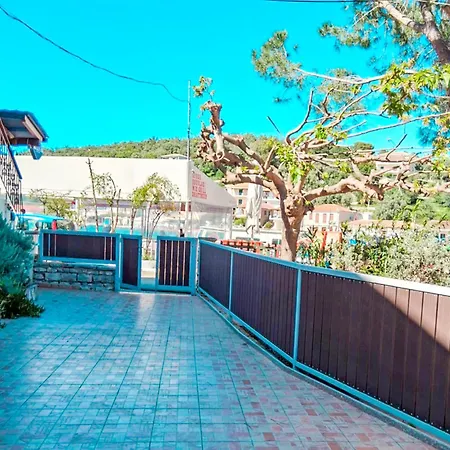 Apartment Mistral Katomerion